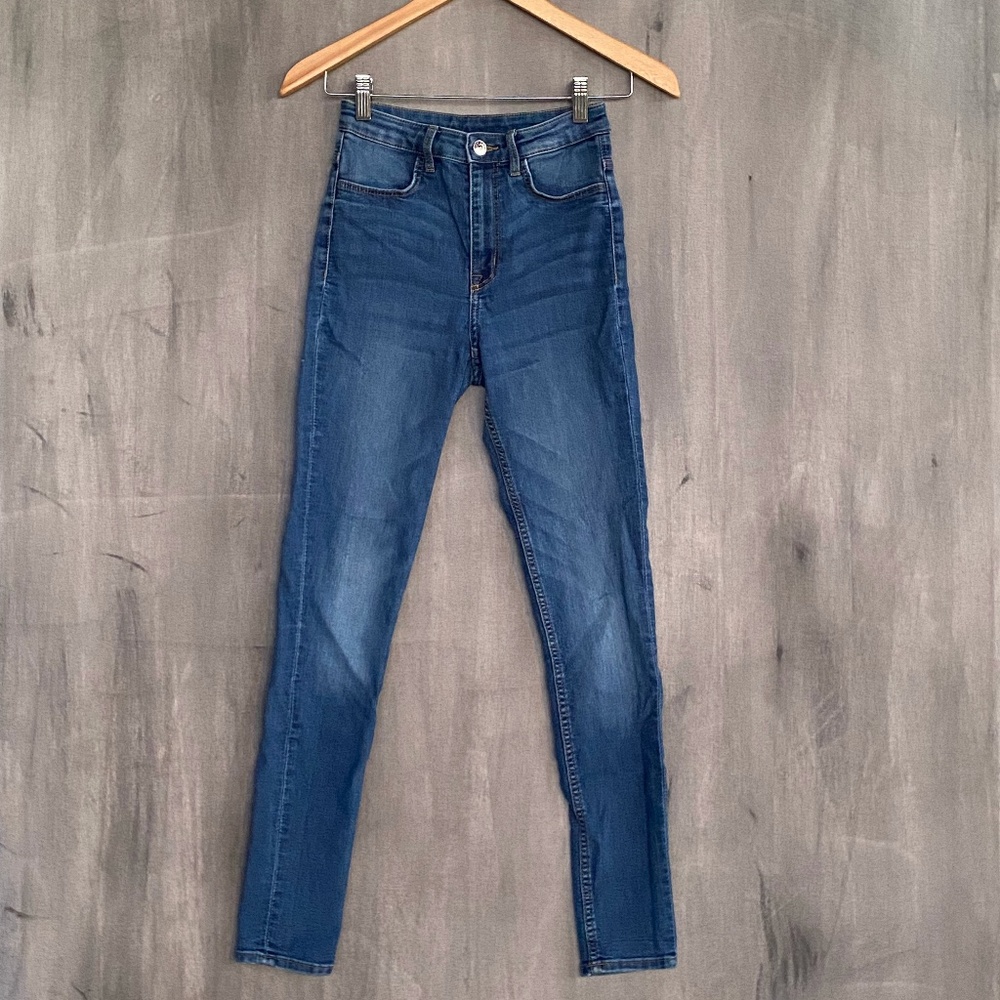 H&M Divided Jeans Size 4 High Waisted Skinny